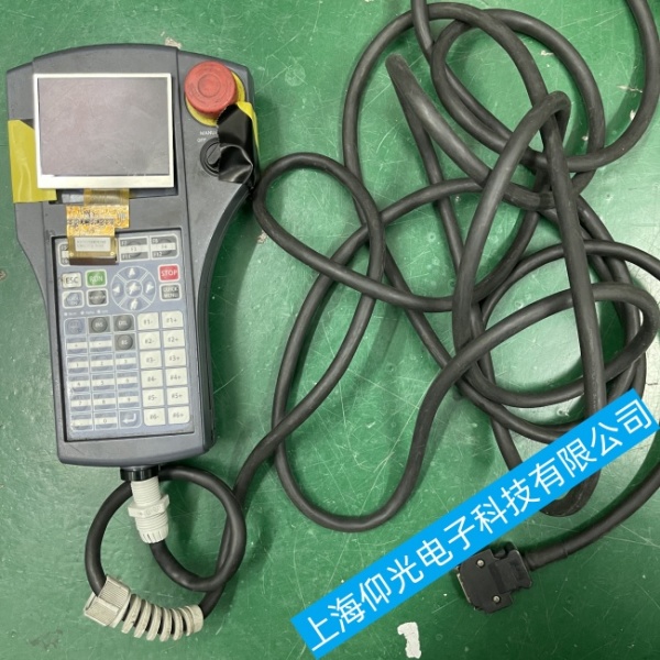 �������R��XY-Xϵ�ЙC����ʾ�����ٿv�UXYZ�S�������`���ϾS���ļҏ�